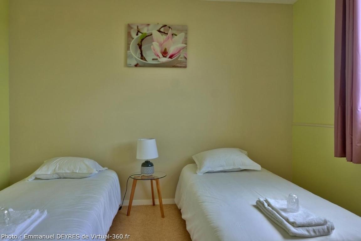Queen Serenity Hotel